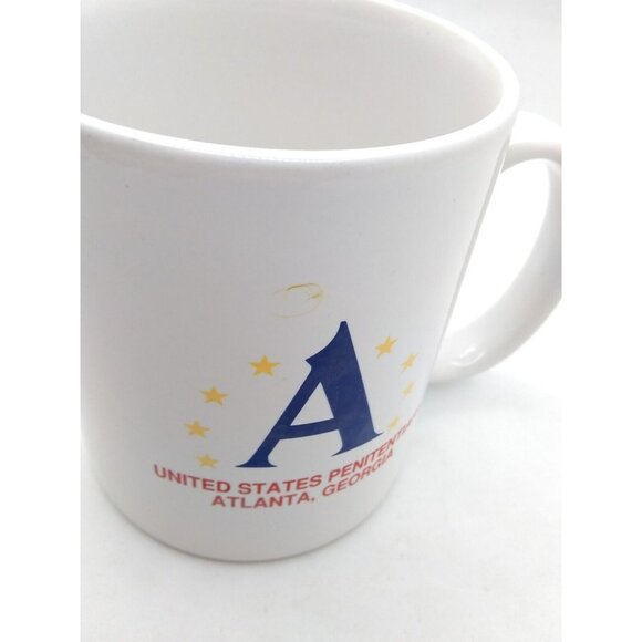 Vtg. United States Atlanta, Georgia Penitentiary mug souvenir - Picture 2 of 12